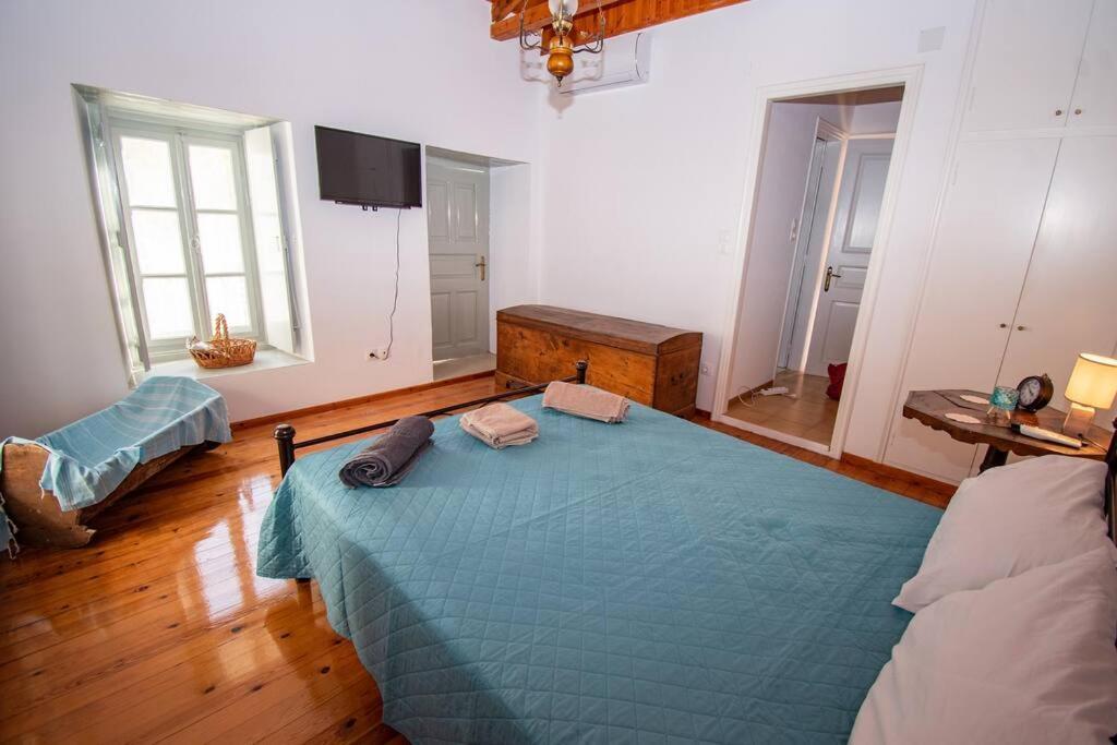 Iolis Loft Hydra Apartment Exterior photo