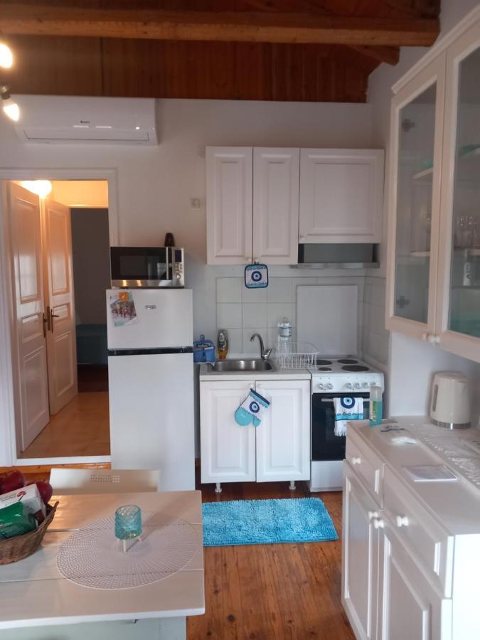 Iolis Loft Hydra Apartment Exterior photo