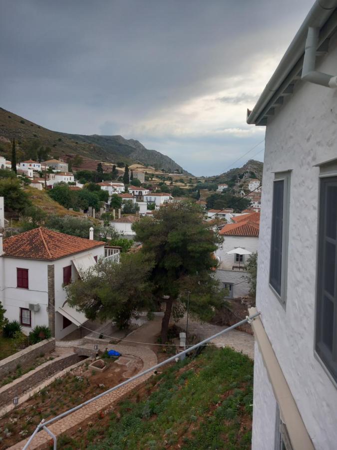 Iolis Loft Hydra Apartment Exterior photo