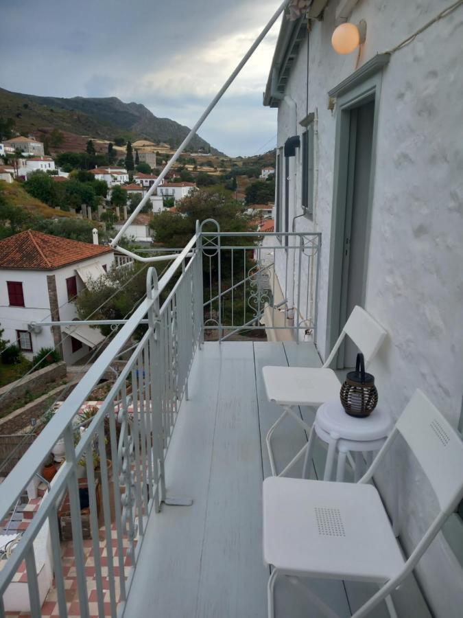 Iolis Loft Hydra Apartment Exterior photo